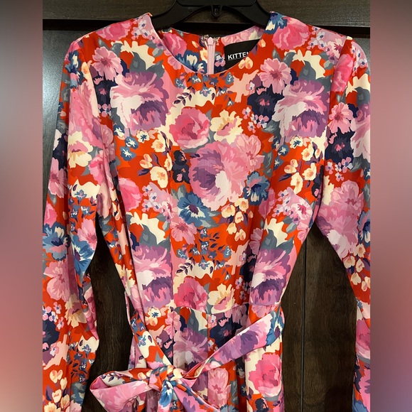 Kittenish Floral Jumpsuit - Picture 6 of 13